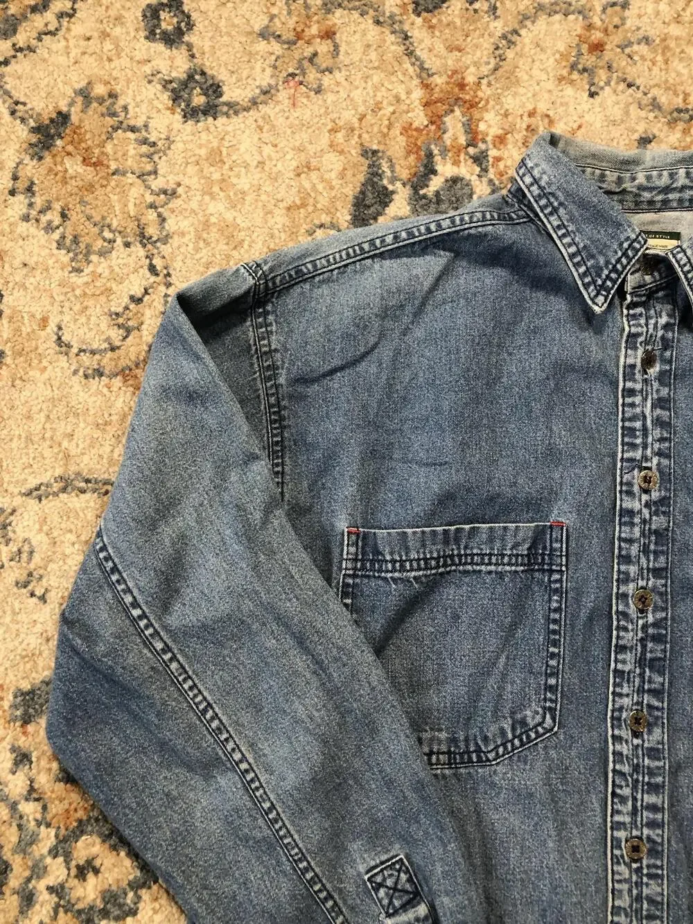 Vintage Levi's Shirt Mens XL Blue Denim Long Sleeve Button Up Taiwan Workwear